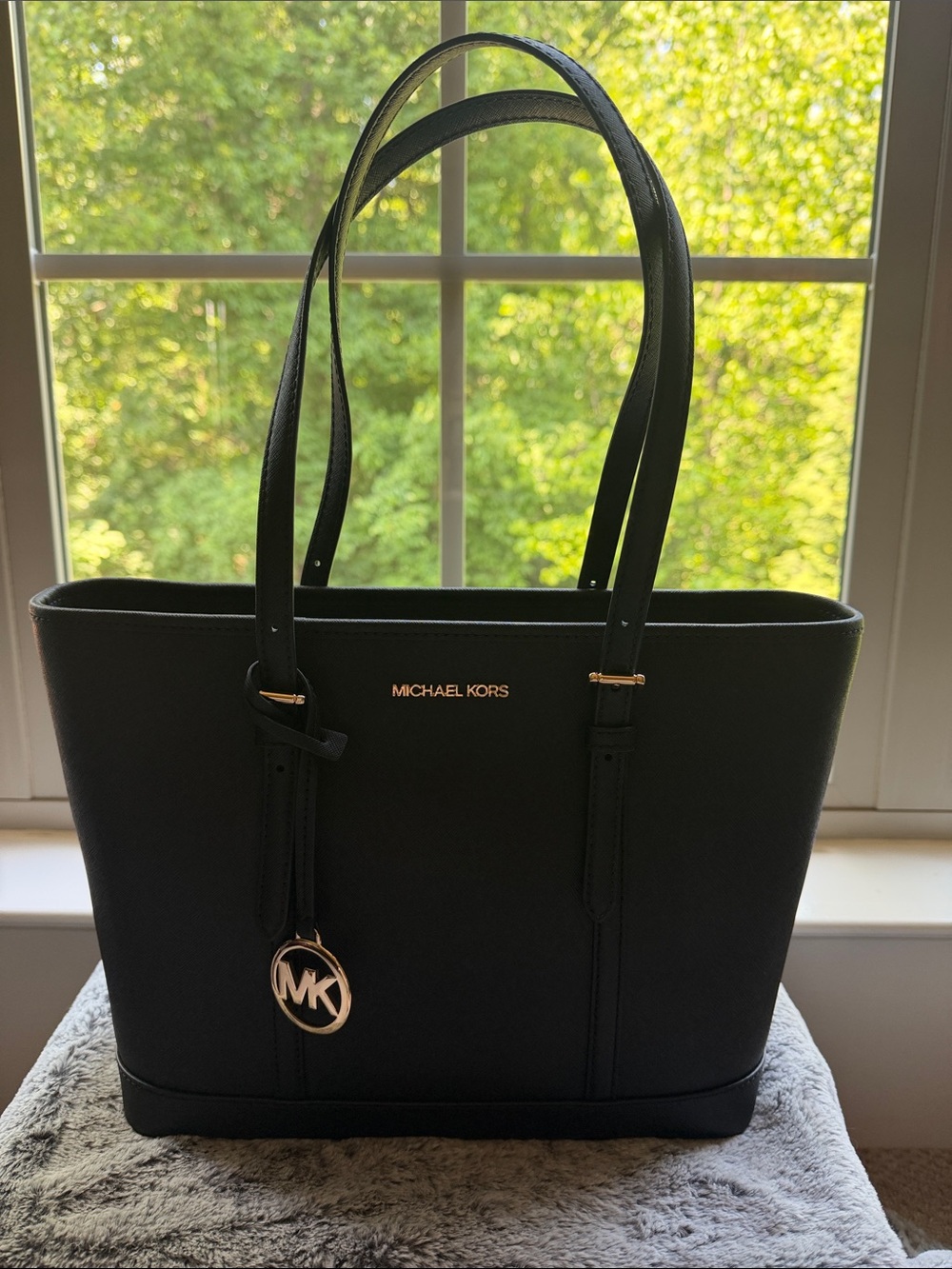Michael Kors Black Saffiano Leather Tote with Gold MK Charm - Picture 4 of 8